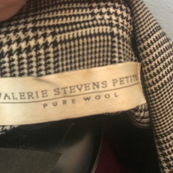 Black & white blazer - Picture 4 of 4